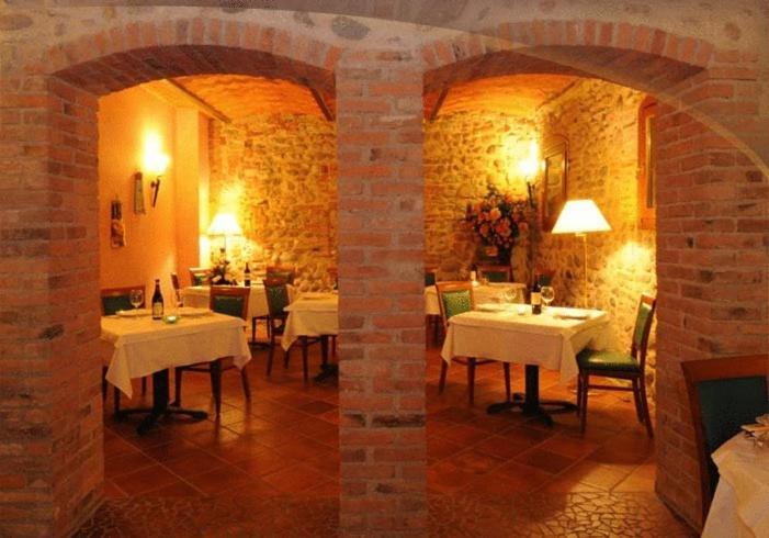 Hotel La Spia D'Italia Сольферино Экстерьер фото